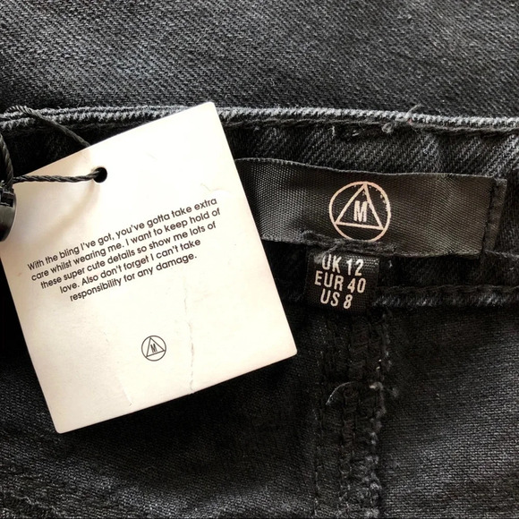 🛍️3/$40 Misguided  Distressed Black Denim Jeans Pearls Accents Size 8 - Picture 7 of 7
